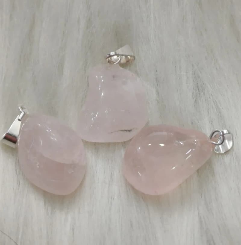 Dije Piedra natural Cuarzo Rosa (chica)